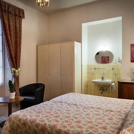 Easyrooms Dell'angelo ホステル