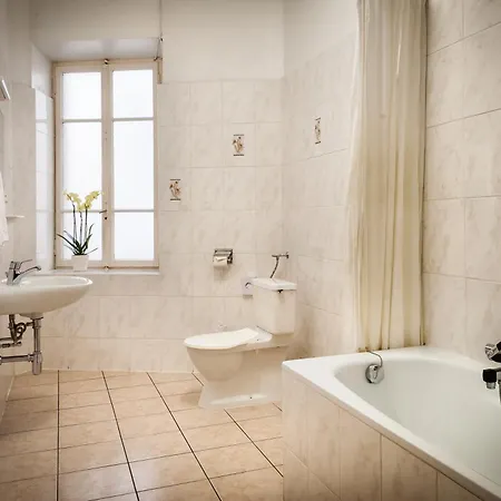 Easyrooms Dell'angelo * Locarno